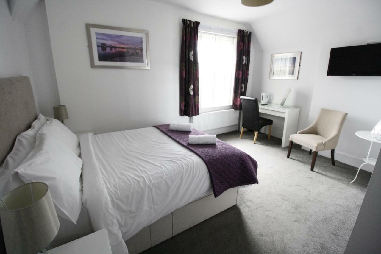 Church Guesthouse Cardiff Kültér fotó