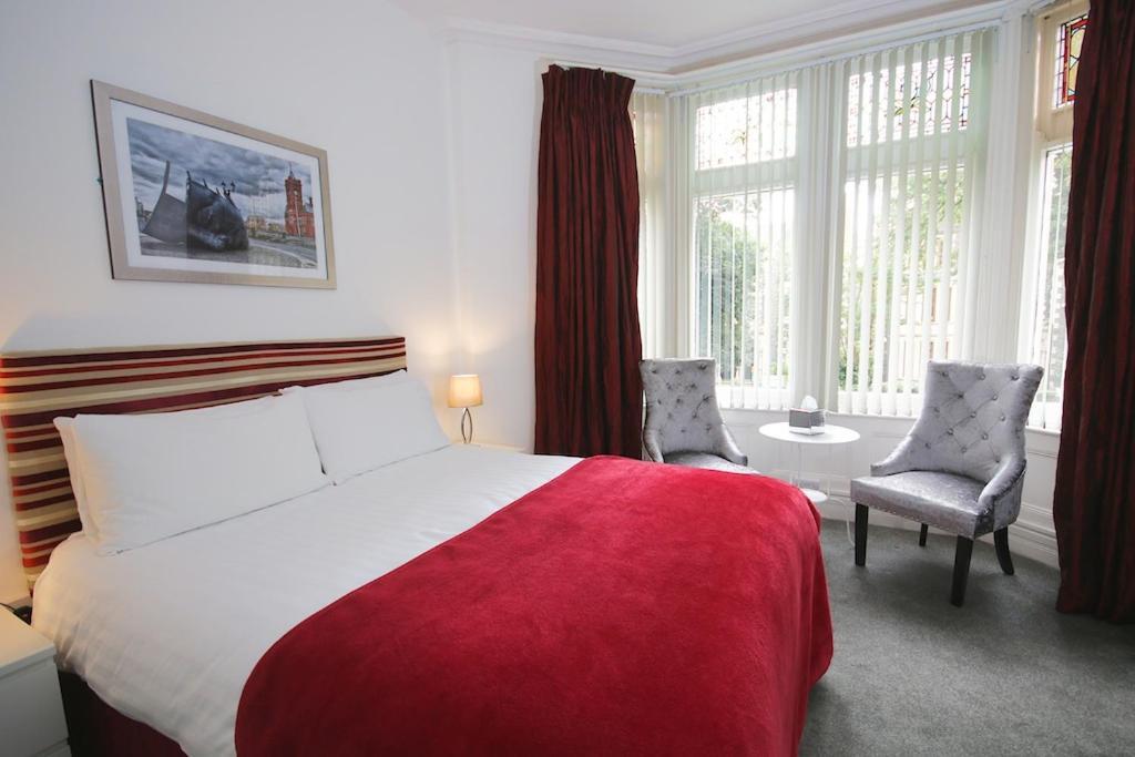 Church Guesthouse Cardiff Kültér fotó